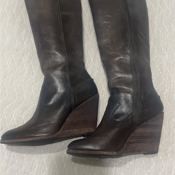 Frye Brown knee high wedge boots sz 8 - Picture 6 of 7